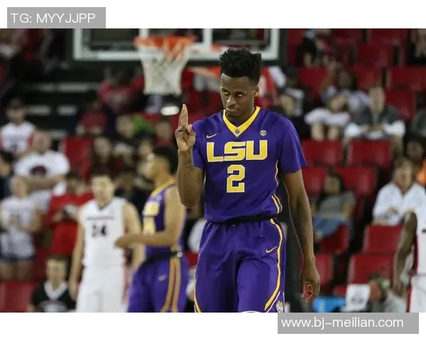 安东尼奥-布莱克尼在CBA赛场表现抢眼，成为球队得分王