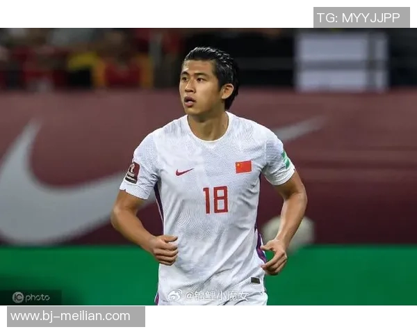 张玉宁精彩表现引发争议造点瞬间成为比赛焦点 张玉宁精彩表现引发争议造点瞬间成为比赛焦点